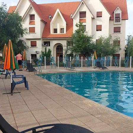 Ifrane Apartment With Swimming Pool Eksteriør bilde