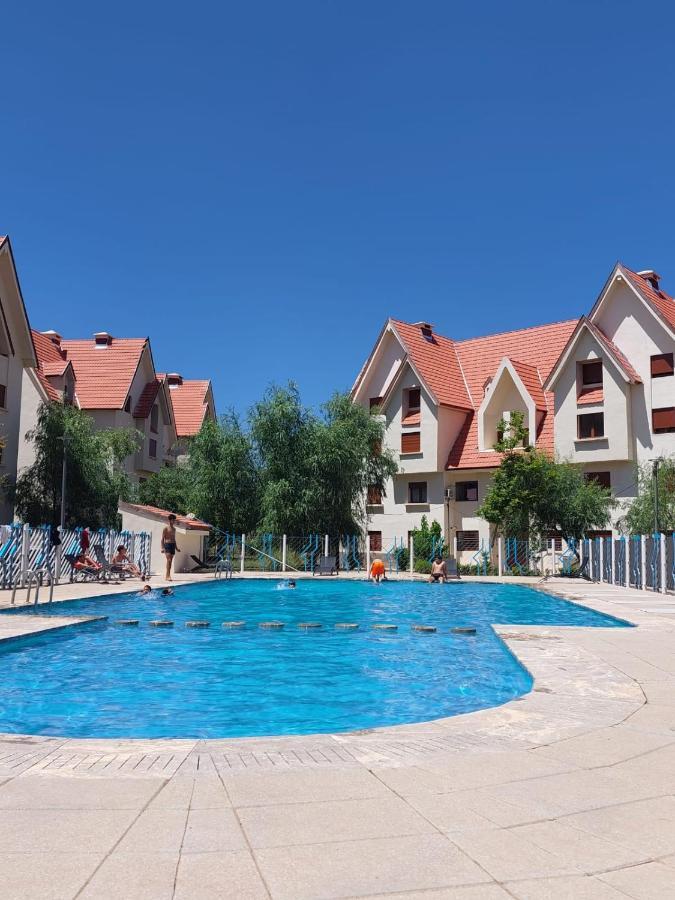 Ifrane Apartment With Swimming Pool Eksteriør bilde
